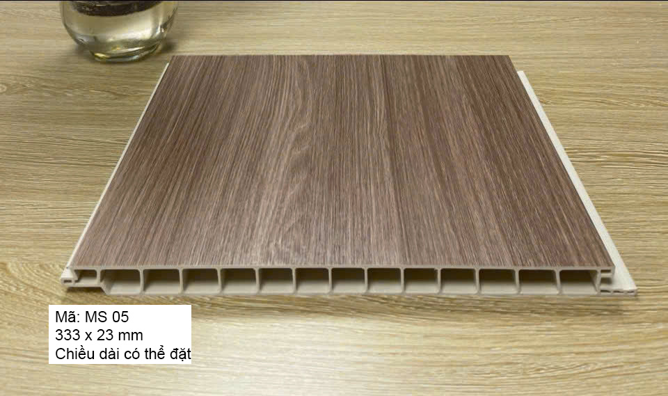 sàn nhựa chịu lực làm gác lửng cắt theo chiều dài yêu cầu